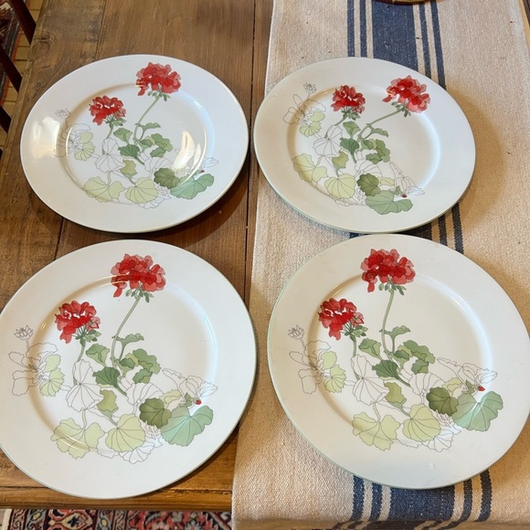 4 Block Spal Watercolors Geranium Dinner Plates 10.5” Mary Lou Goertzen